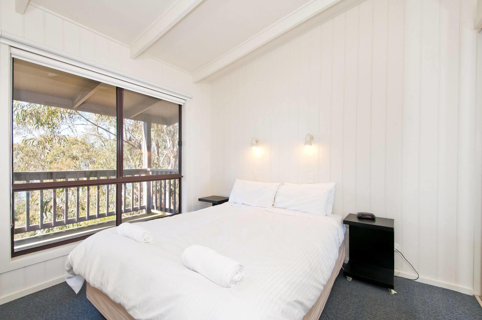 Resort Beacon Point Ocean View 4*
